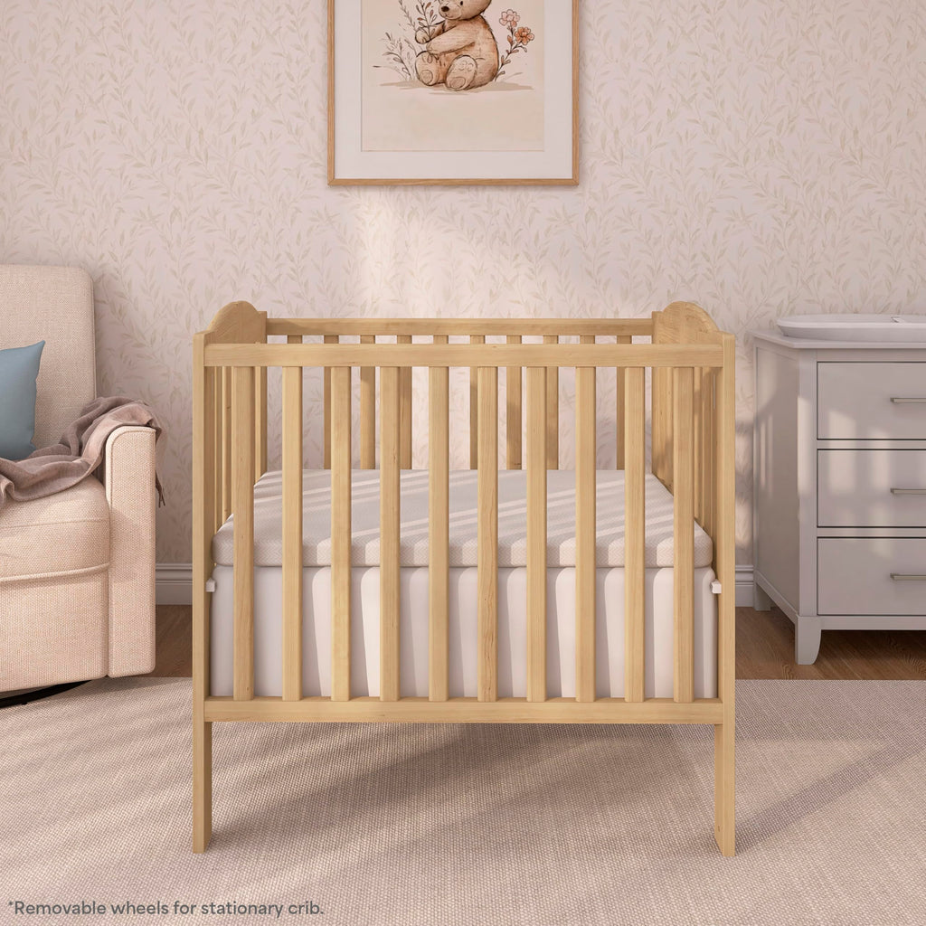 2-in-1 Portable Mini Crib with Mattress C595